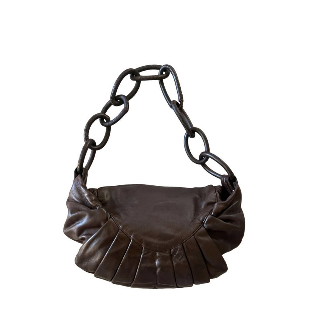 Chanel Ring Shoulder Bag - Picture 2 of 9
